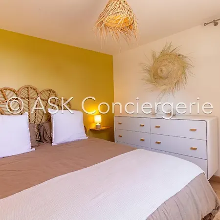 Close To Gigaro Beach, Surrounded By Nature 아파트